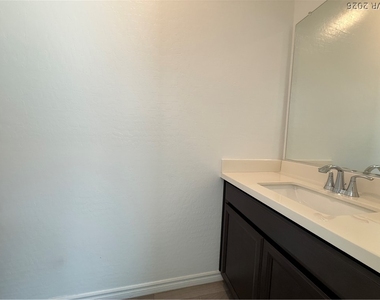 9980 Perth Court - Photo Thumbnail 12