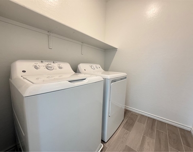 9980 Perth Court - Photo Thumbnail 13