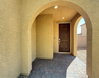 9980 Perth Court - Photo Thumbnail 2