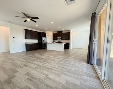 9980 Perth Court - Photo Thumbnail 5