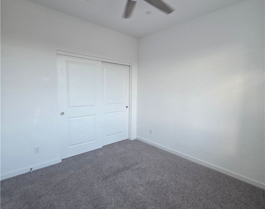 176 Vanhoy Avenue - Photo Thumbnail 30