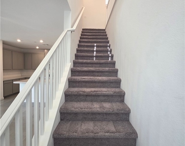 176 Vanhoy Avenue - Photo Thumbnail 13