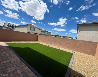 5872 Aurora Gold Avenue - Photo Thumbnail 26