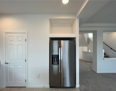 5872 Aurora Gold Avenue - Photo Thumbnail 4