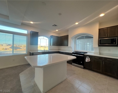 5872 Aurora Gold Avenue - Photo Thumbnail 3