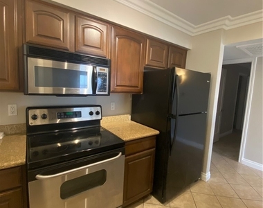8101 W Flamingo Road - Photo Thumbnail 13