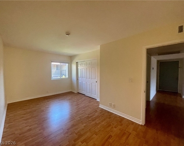 5206 River Glen Drive - Photo Thumbnail 29