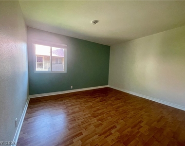 5206 River Glen Drive - Photo Thumbnail 22