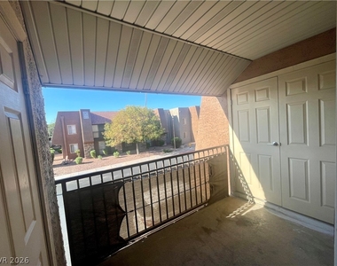 5206 River Glen Drive - Photo Thumbnail 19