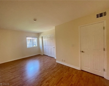 5206 River Glen Drive - Photo Thumbnail 30