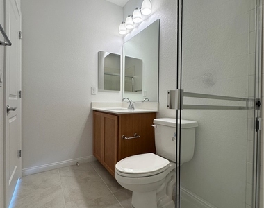 11540 Hawking Avenue - Photo Thumbnail 10