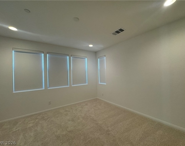 11540 Hawking Avenue - Photo Thumbnail 28
