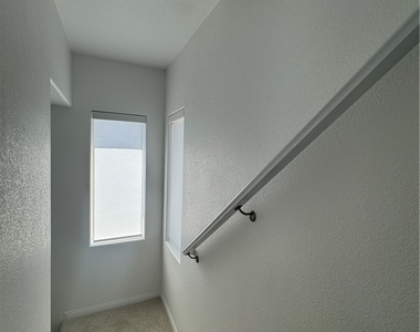 11540 Hawking Avenue - Photo Thumbnail 11