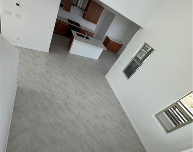 11540 Hawking Avenue - Photo Thumbnail 19