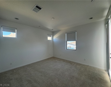 11540 Hawking Avenue - Photo Thumbnail 49