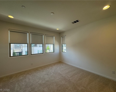 11540 Hawking Avenue - Photo Thumbnail 30