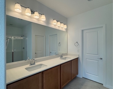 11540 Hawking Avenue - Photo Thumbnail 33