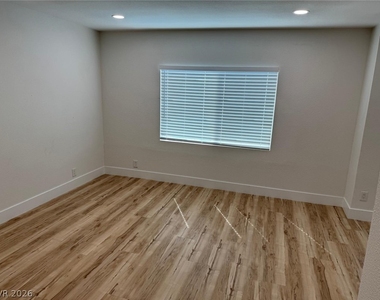 4787 Farlington Drive - Photo Thumbnail 18