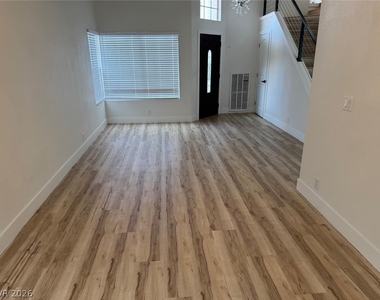 4787 Farlington Drive - Photo Thumbnail 16