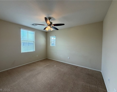 9530 Hollydale Court - Photo Thumbnail 23