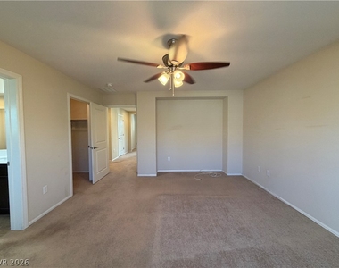 9530 Hollydale Court - Photo Thumbnail 12