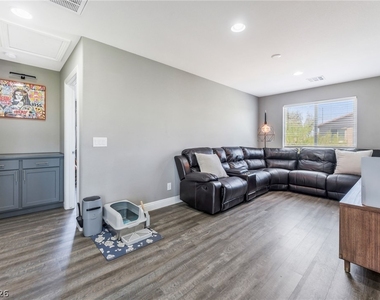5981 Smith Valley Road - Photo Thumbnail 21