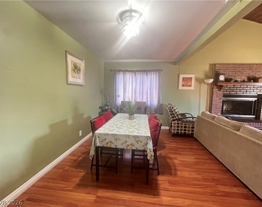 4084 Deerfield Avenue - Photo Thumbnail 3
