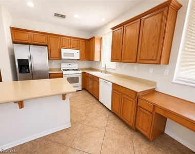 5828 Post Mountain Street - Photo Thumbnail 2