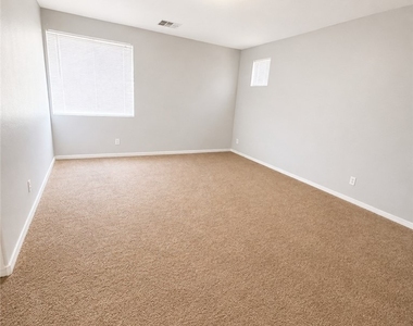 5828 Post Mountain Street - Photo Thumbnail 8