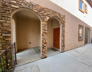 9224 Dalmahoy Place - Photo Thumbnail 3