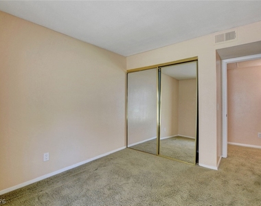 3145 E Flamingo Road - Photo Thumbnail 23