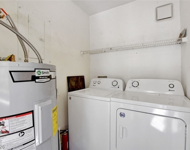3145 E Flamingo Road - Photo Thumbnail 28