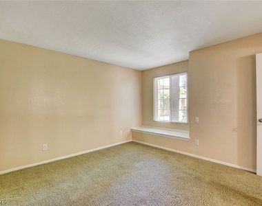3145 E Flamingo Road - Photo Thumbnail 14