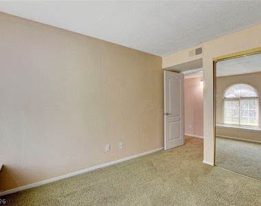 3145 E Flamingo Road - Photo Thumbnail 20
