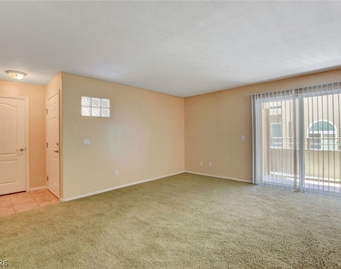 3145 E Flamingo Road - Photo Thumbnail 5