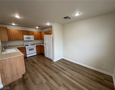 9324 Aventurine Court - Photo Thumbnail 6