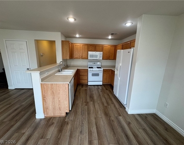9324 Aventurine Court - Photo Thumbnail 7