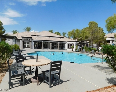 7255 W Sunset Road - Photo Thumbnail 4