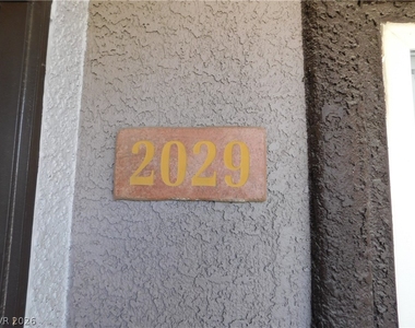 7255 W Sunset Road - Photo Thumbnail 2