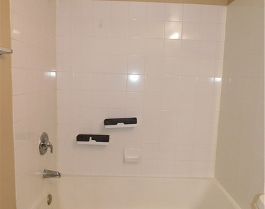 7255 W Sunset Road - Photo Thumbnail 18