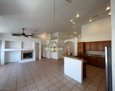 9692 Geiger Peak Court - Photo Thumbnail 37