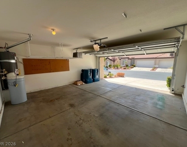 9692 Geiger Peak Court - Photo Thumbnail 27