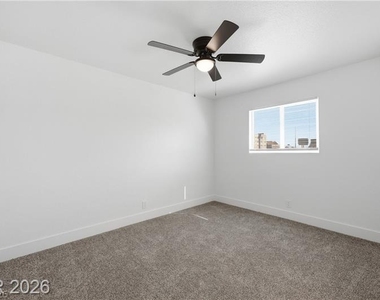 488 Albert Avenue - Photo Thumbnail 7