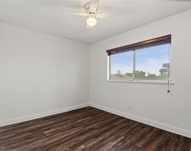 2109 Verdinal Drive - Photo Thumbnail 34