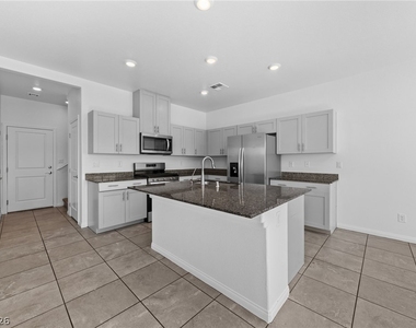 10831 Lexus Court - Photo Thumbnail 6