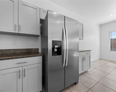 10831 Lexus Court - Photo Thumbnail 9