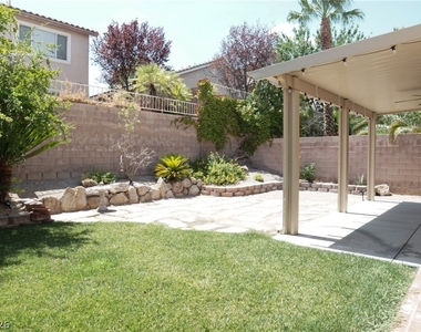 205 Summer Palace Way - Photo Thumbnail 14
