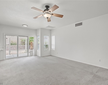 2909 Sarina Avenue - Photo Thumbnail 5