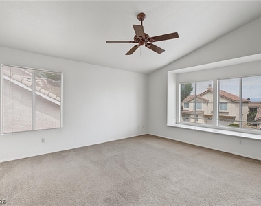 2909 Sarina Avenue - Photo Thumbnail 12