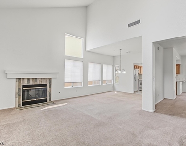 2909 Sarina Avenue - Photo Thumbnail 3